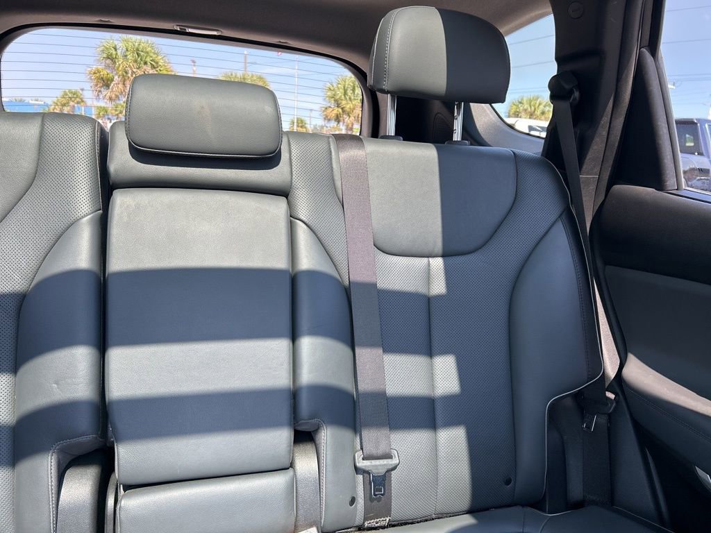 Used 2022 Hyundai Santa Fe Limited image 15