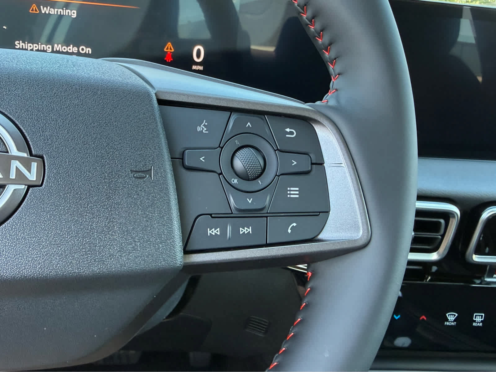 New 2026 Nissan Sentra SR FWD image 24
