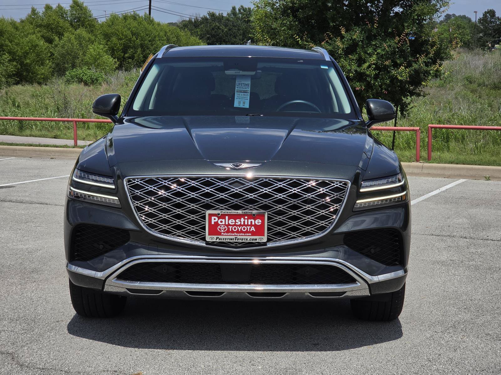 Used 2025 Genesis GV80 2.5T Standard AWD/4WD image 2