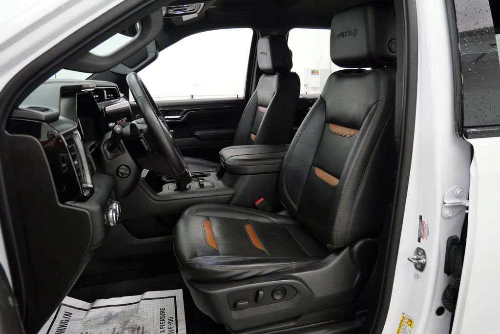 Used 2023 GMC Sierra 1500 AT4 w/ AT4 Premium Package AWD/4WD image 10