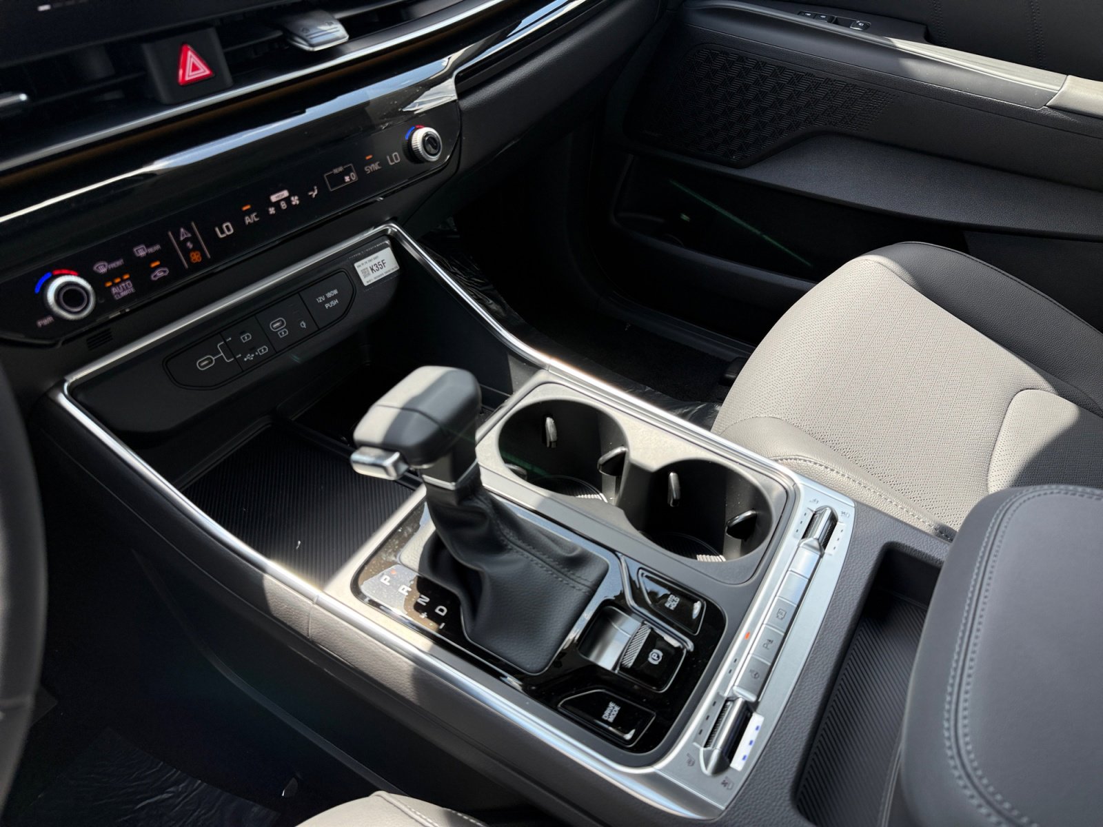 New 2026 Kia Carnival SX Prestige FWD image 13