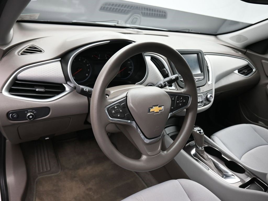 Used 2016 Chevrolet Malibu LS image 13