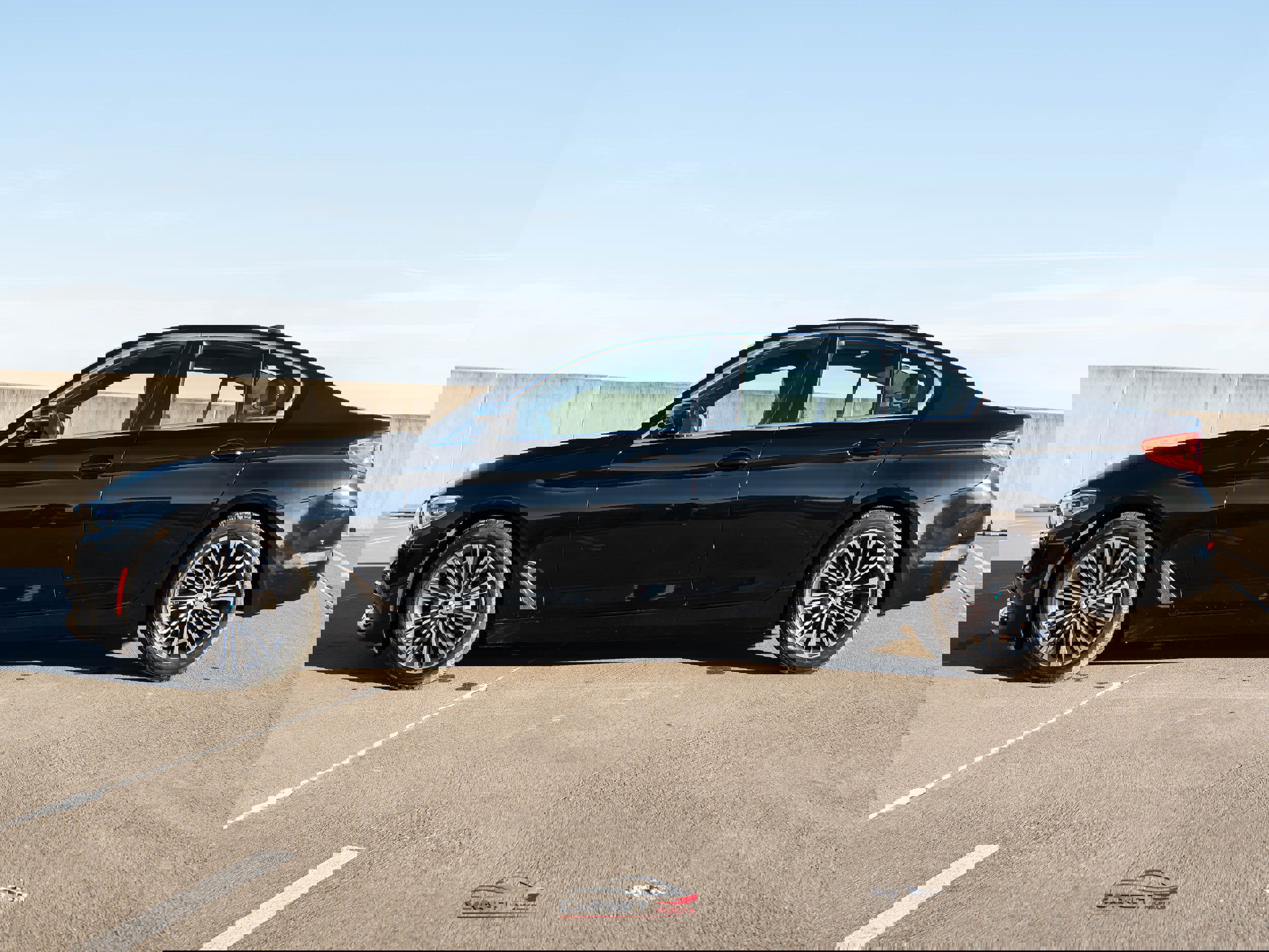 Used 2019 BMW 540i image 4