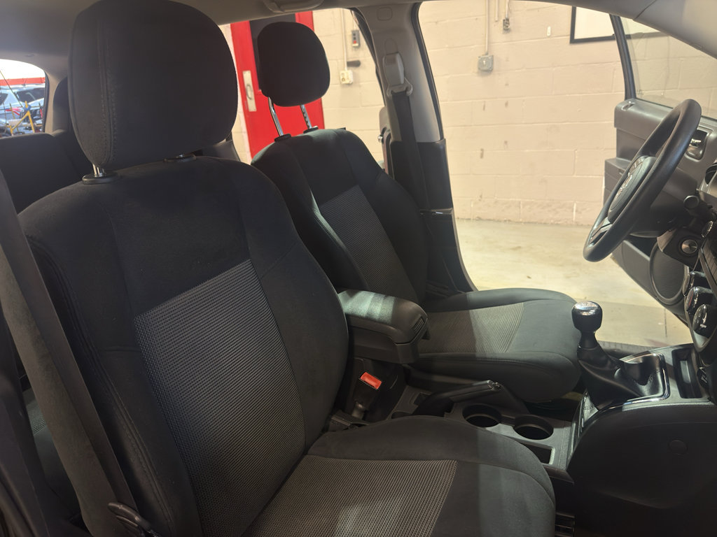 Used 2016 Jeep Compass Sport FWD image 21