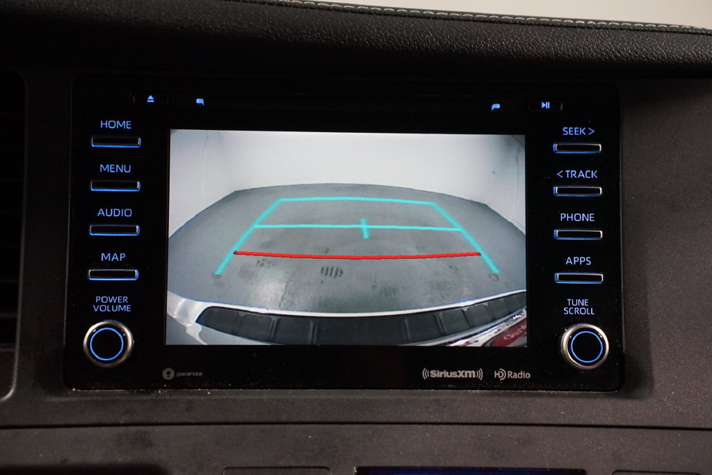 Certified 2020 Toyota Sienna XLE Premium FWD image 19