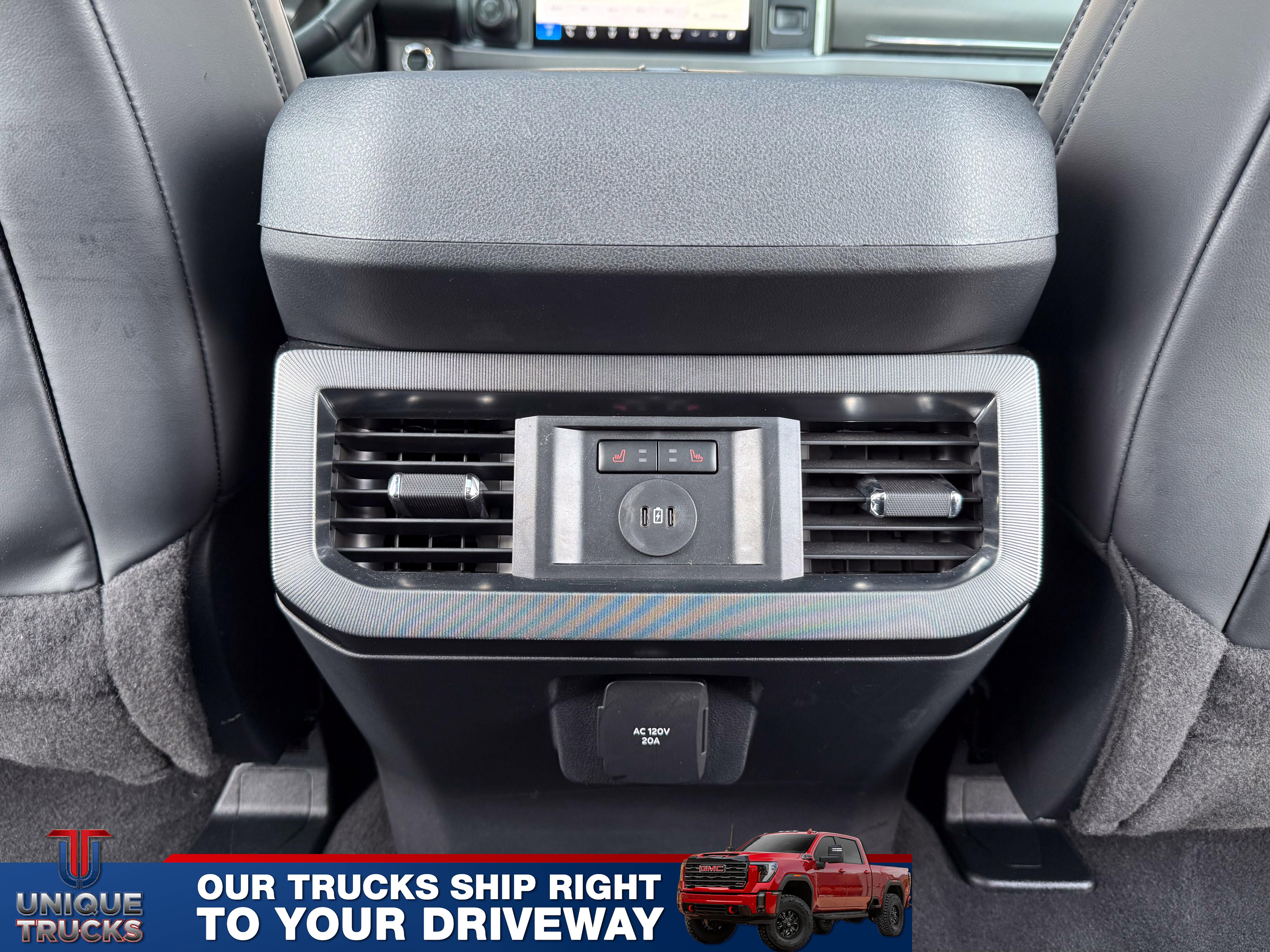 Used 2025 Ford F350 Platinum image 32