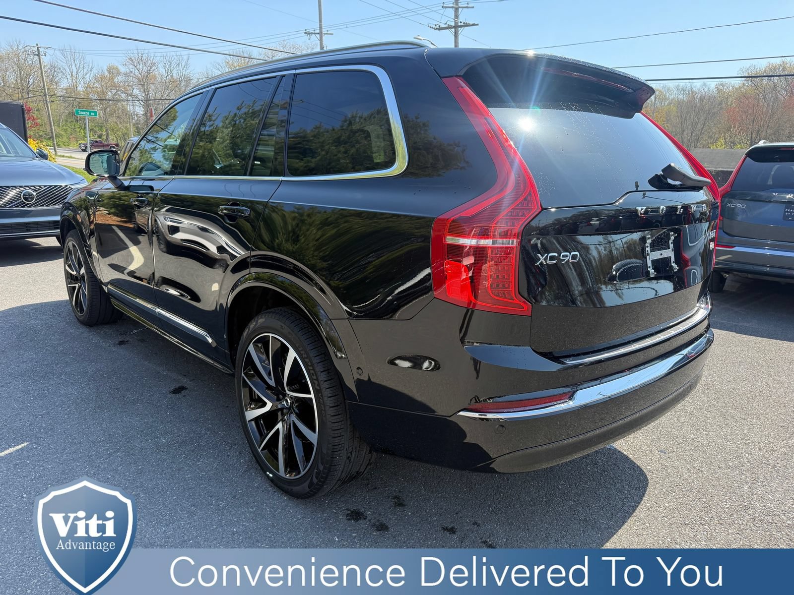 Certified 2023 Volvo XC90 B5 Plus w/ Protection Package Premier AWD/4WD image 6