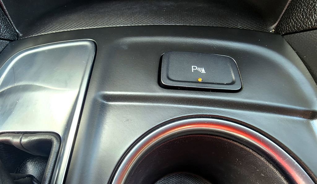 Used 2024 Chevrolet Equinox LT FWD image 40