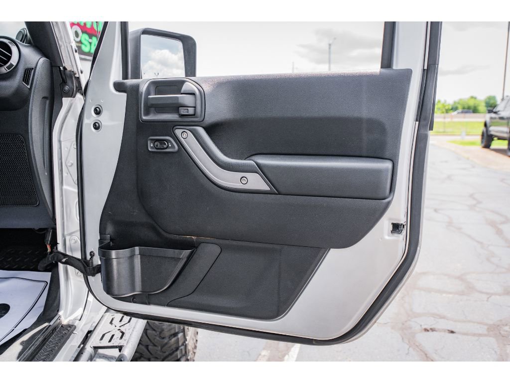 Used 2011 Jeep Wrangler Sport AWD/4WD image 19
