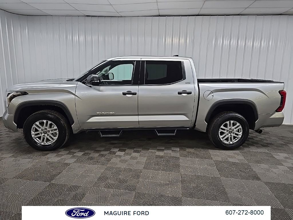 Used 2023 Toyota Tundra SR5 w/ SR5 Convenience Package AWD/4WD image 6