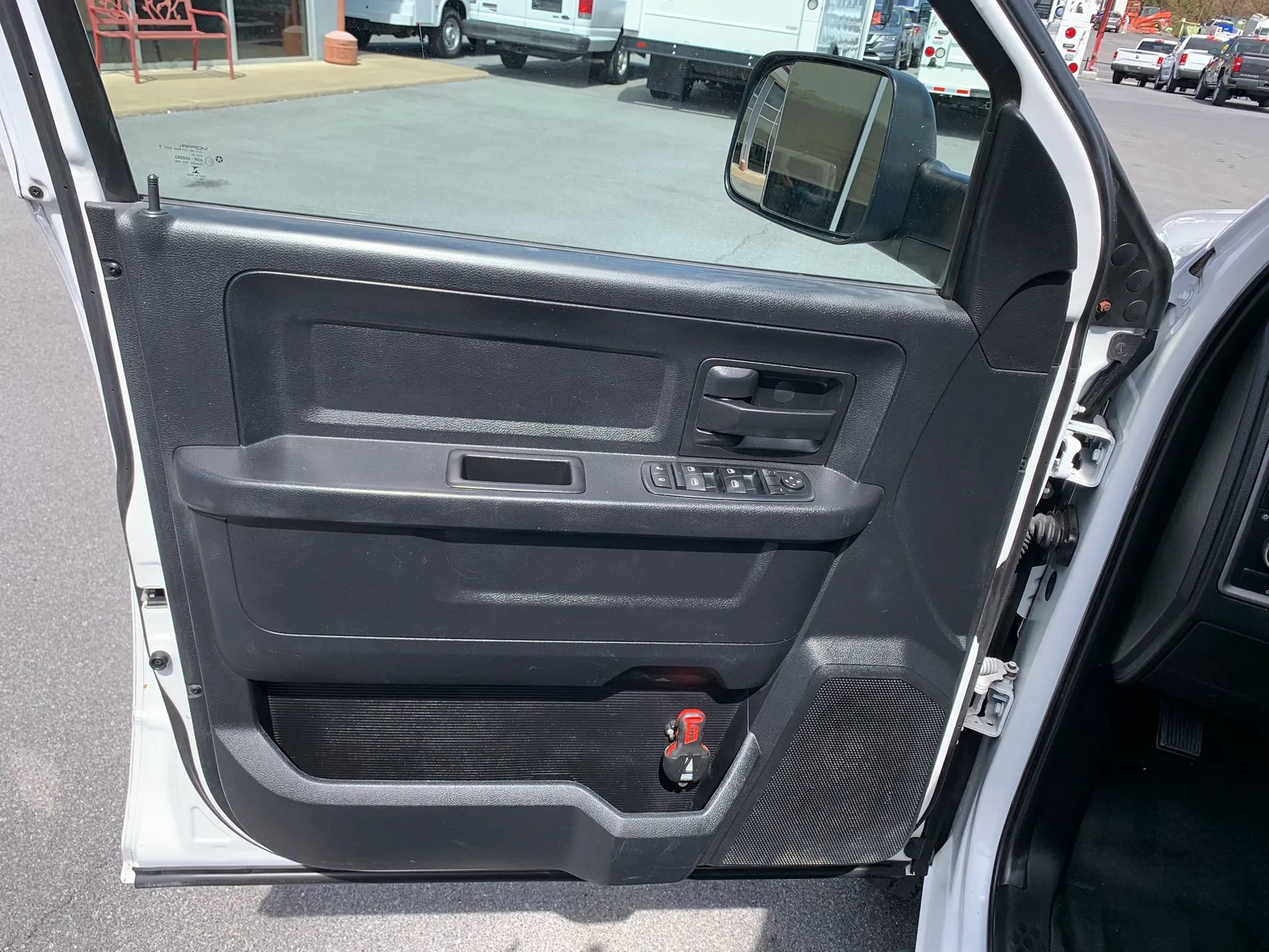 Used 2015 RAM 3500 Tradesman AWD/4WD image 9