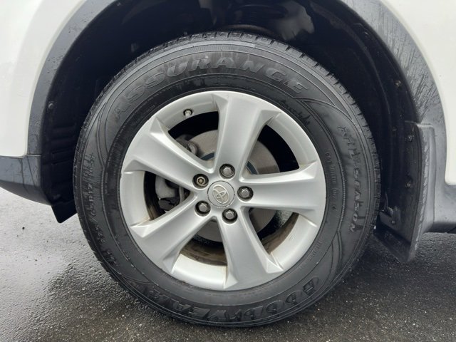 Used 2014 Toyota RAV4 XLE image 24