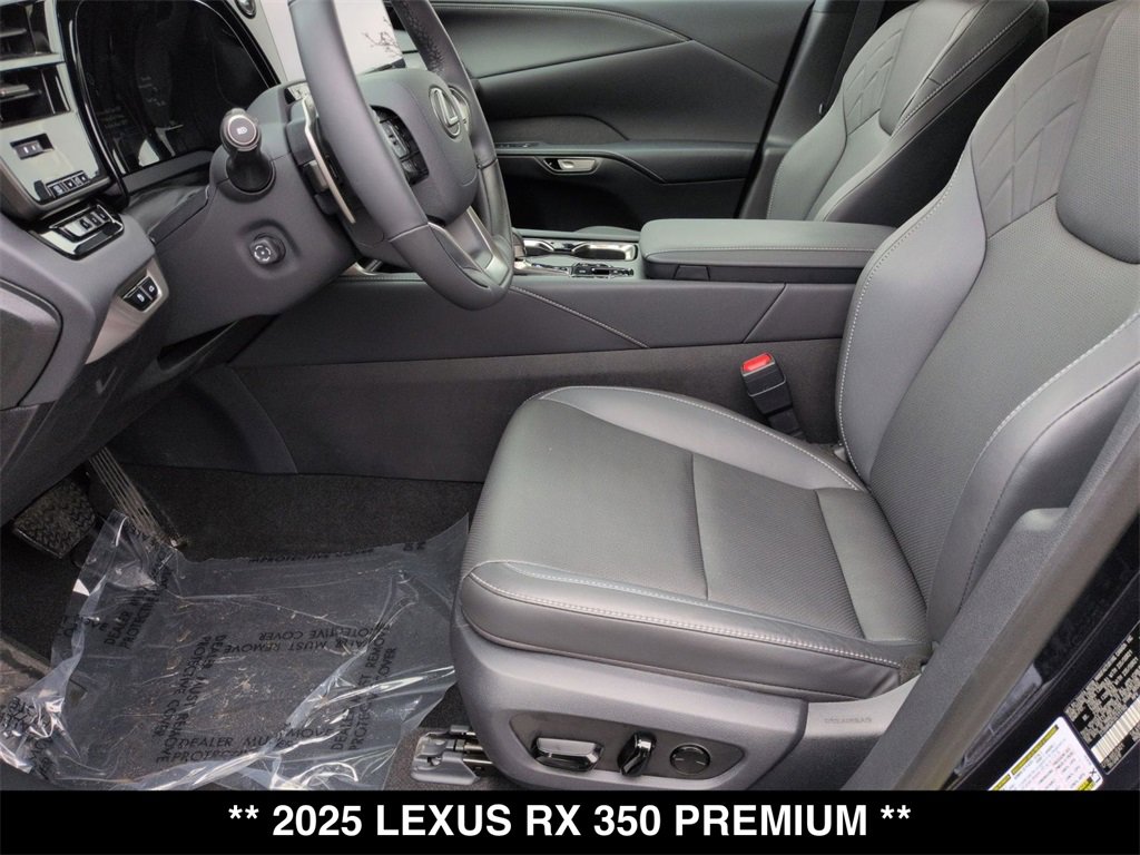 Used 2025 Lexus RX 350 Premium w/ Convenience Package image 3