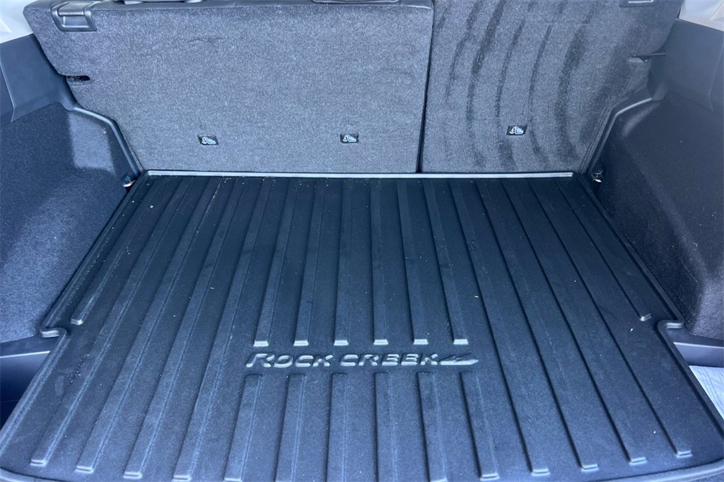 Used 2025 Nissan Rogue SV image 17