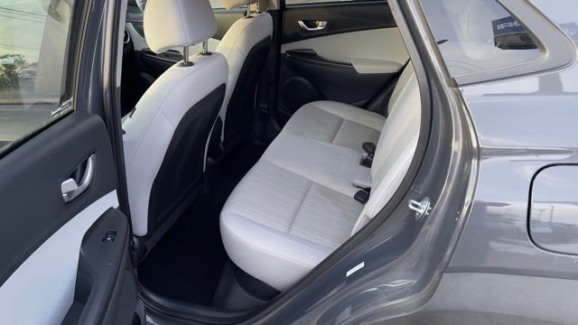 Used 2023 Hyundai Kona SEL w/ Convenience Package image 11