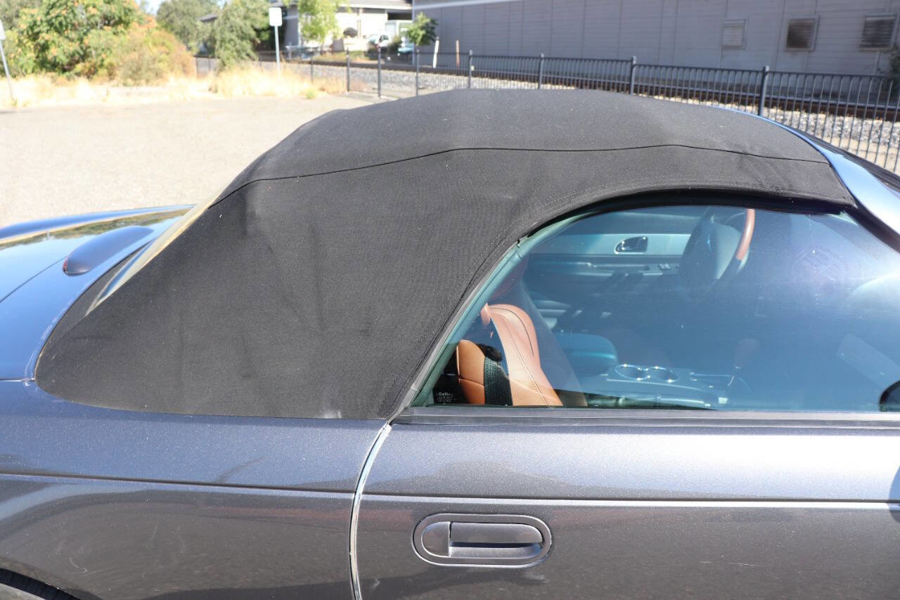 Used 2003 Ford Thunderbird image 45