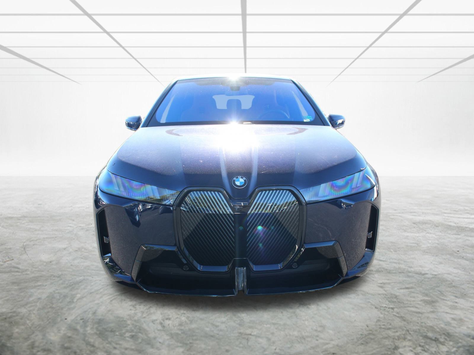 New 2026 BMW iX xDrive60 w/ M Sport Package image 2