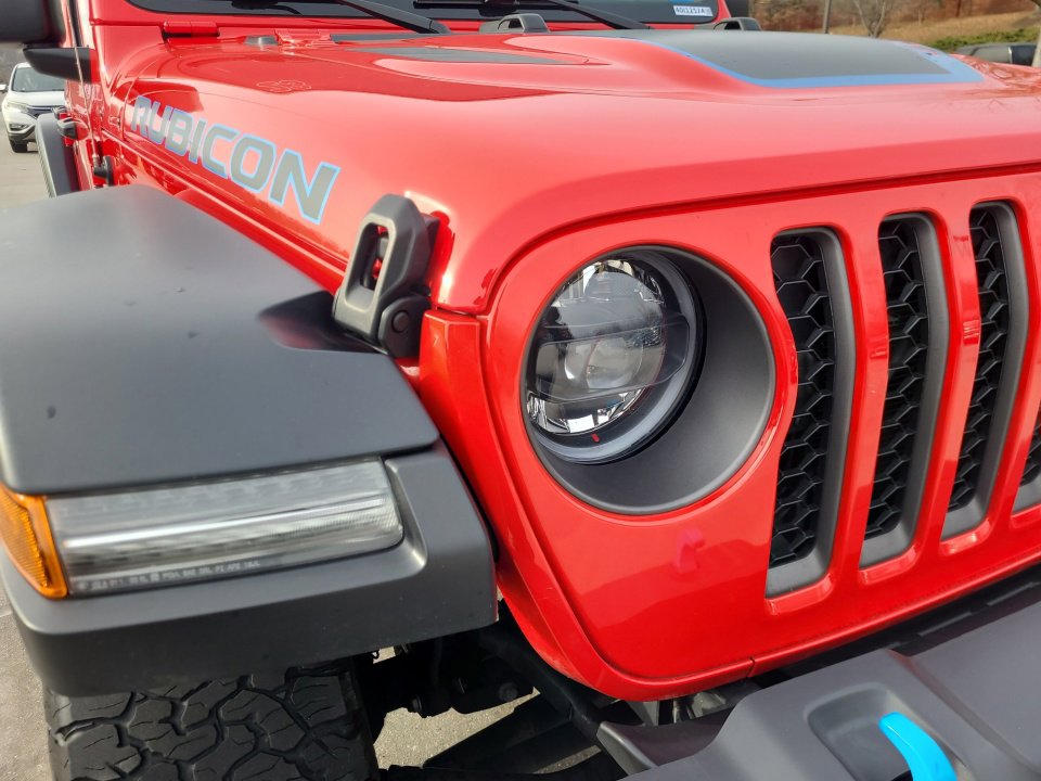 Used 2023 Jeep Wrangler Unlimited Rubicon 4xe image 26
