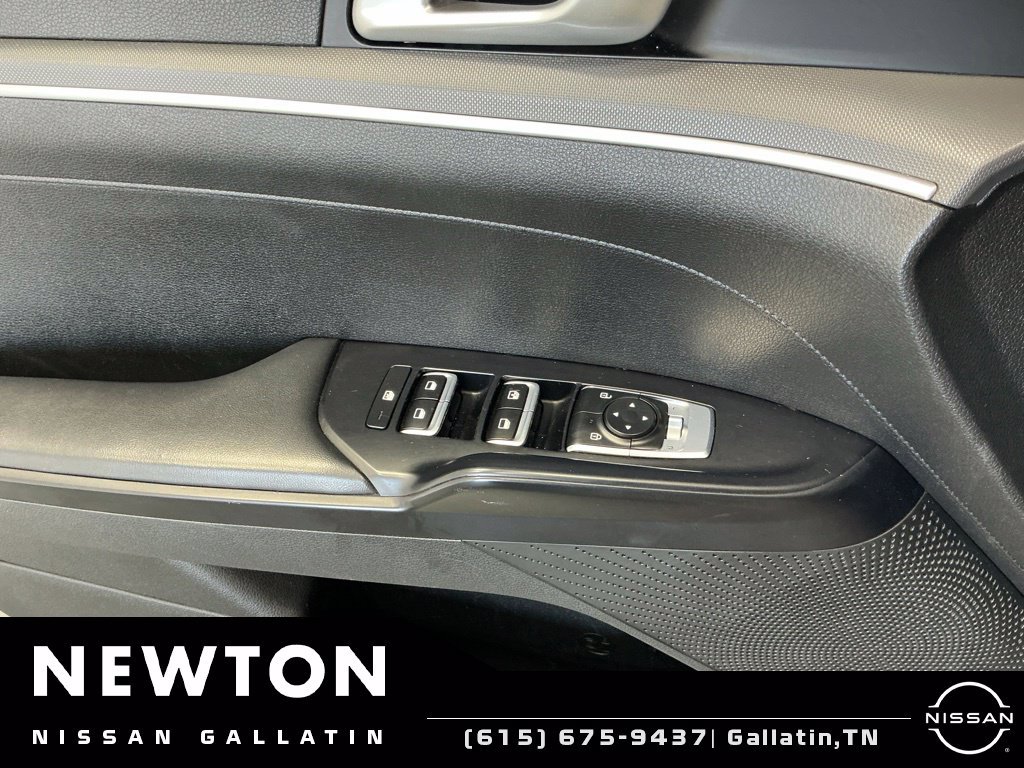 Used 2022 Kia K5 LXS FWD image 30