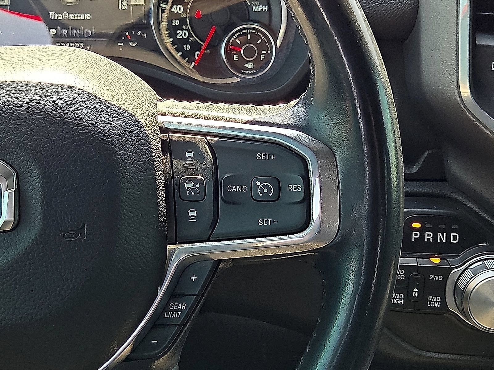 Used 2023 RAM 1500 Laramie AWD/4WD image 21