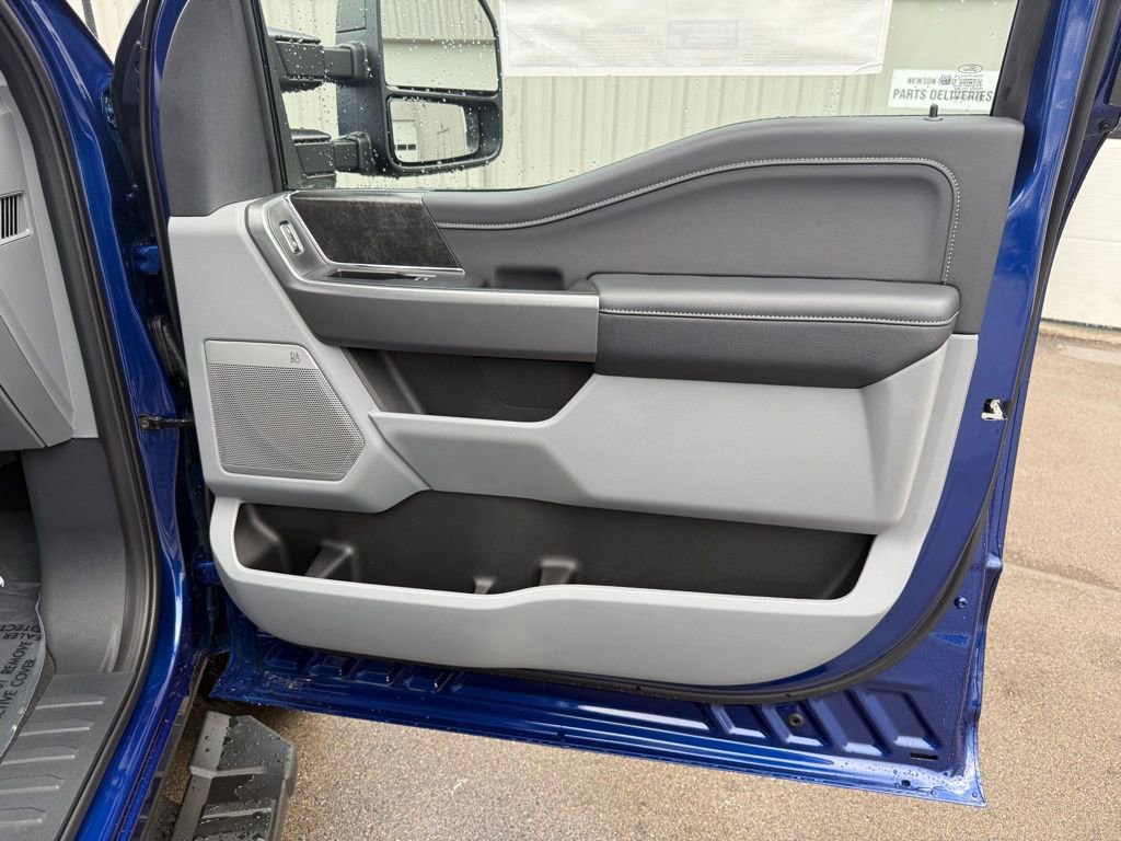 New 2026 Ford F250 XLT w/ XLT Premium Package image 18