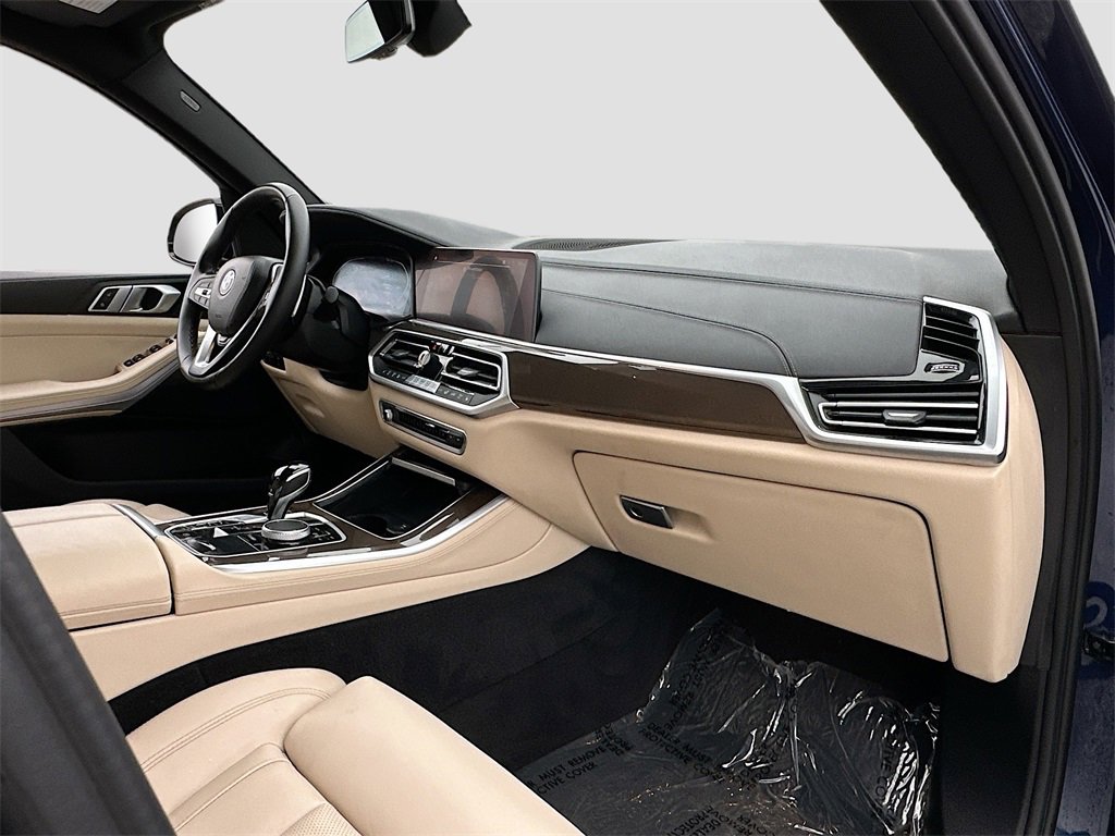 Used 2022 BMW X5 sDrive40i w/ Climate Comfort Package image 30