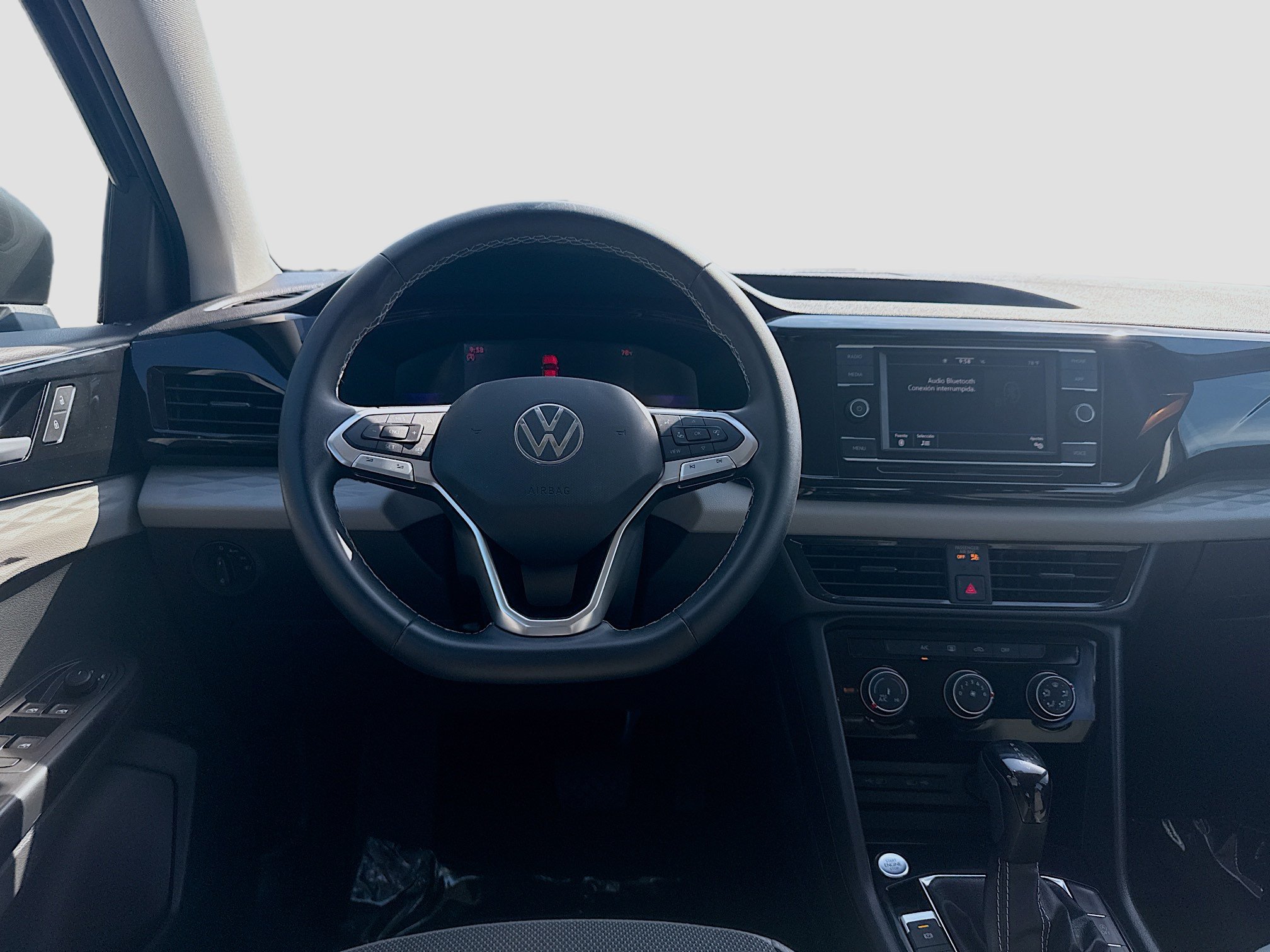 Certified 2023 Volkswagen Taos S FWD image 20