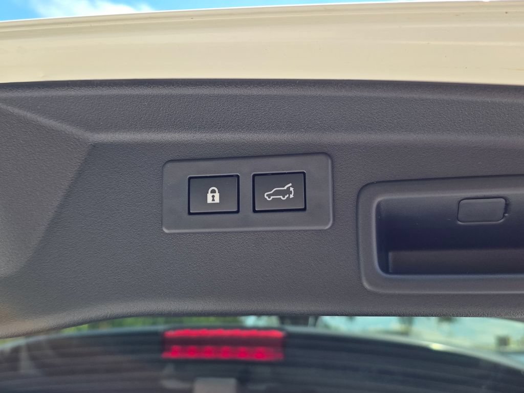 New 2026 Subaru Outback Touring XT AWD/4WD image 10