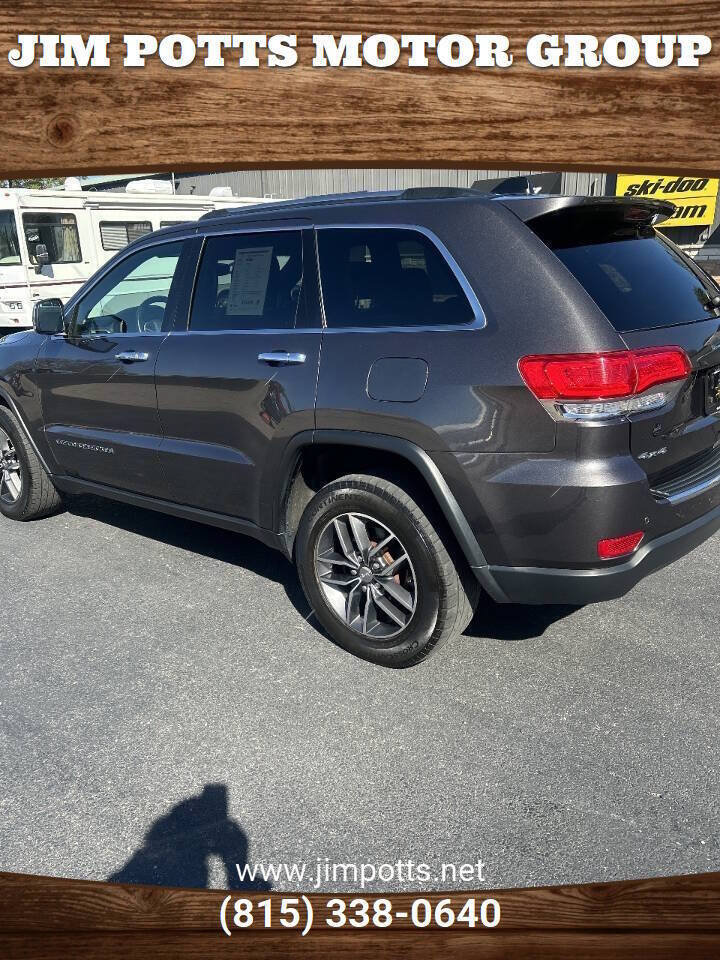 Used 2017 Jeep Grand Cherokee Limited w/ Luxury Group II AWD/4WD image 2