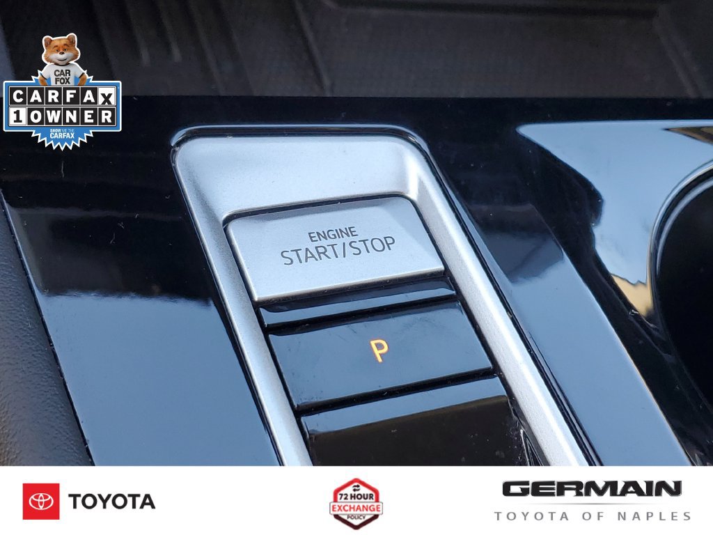Used 2025 Volkswagen Atlas SE w/ Black Wheel Package FWD image 34