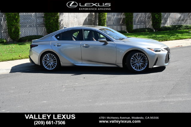 Certified 2022 Lexus IS 300 w/ Premium Package RWD image 3