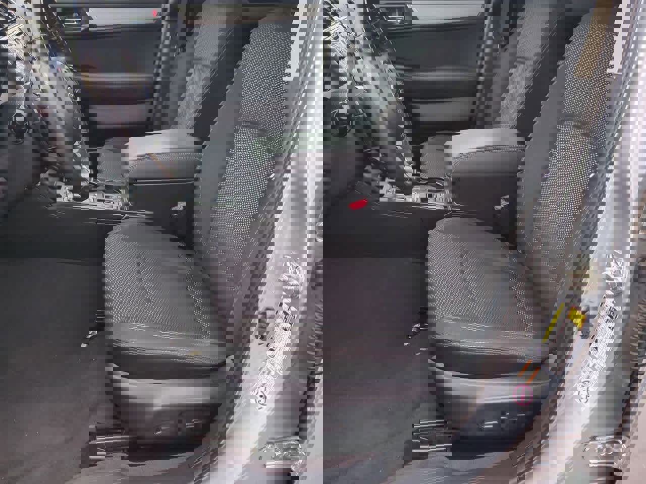 Used 2019 Subaru Outback 2.5i Premium image 15