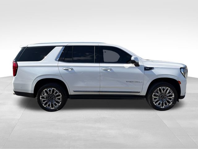 Used 2023 GMC Yukon Denali Ultimate AWD/4WD image 8