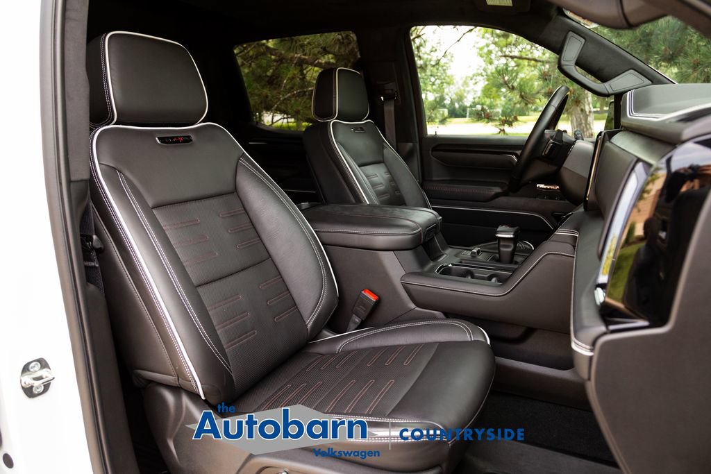 Used 2025 GMC Sierra 1500 AT4X AWD/4WD image 39