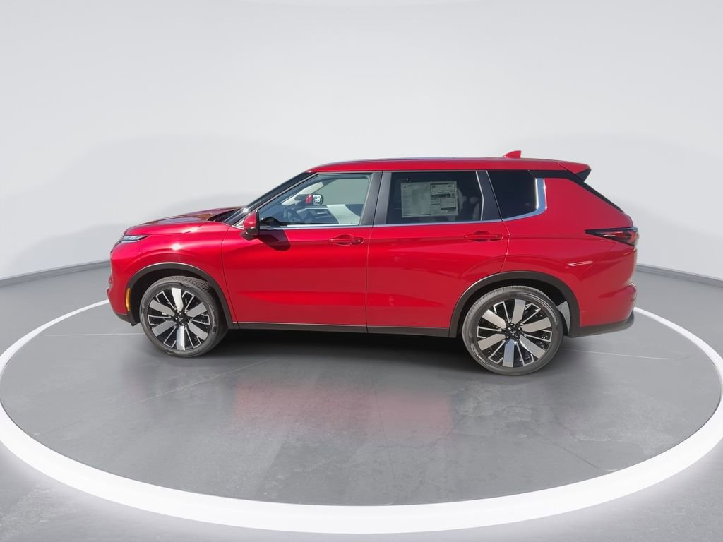 Used 2025 Mitsubishi Outlander SE FWD image 5