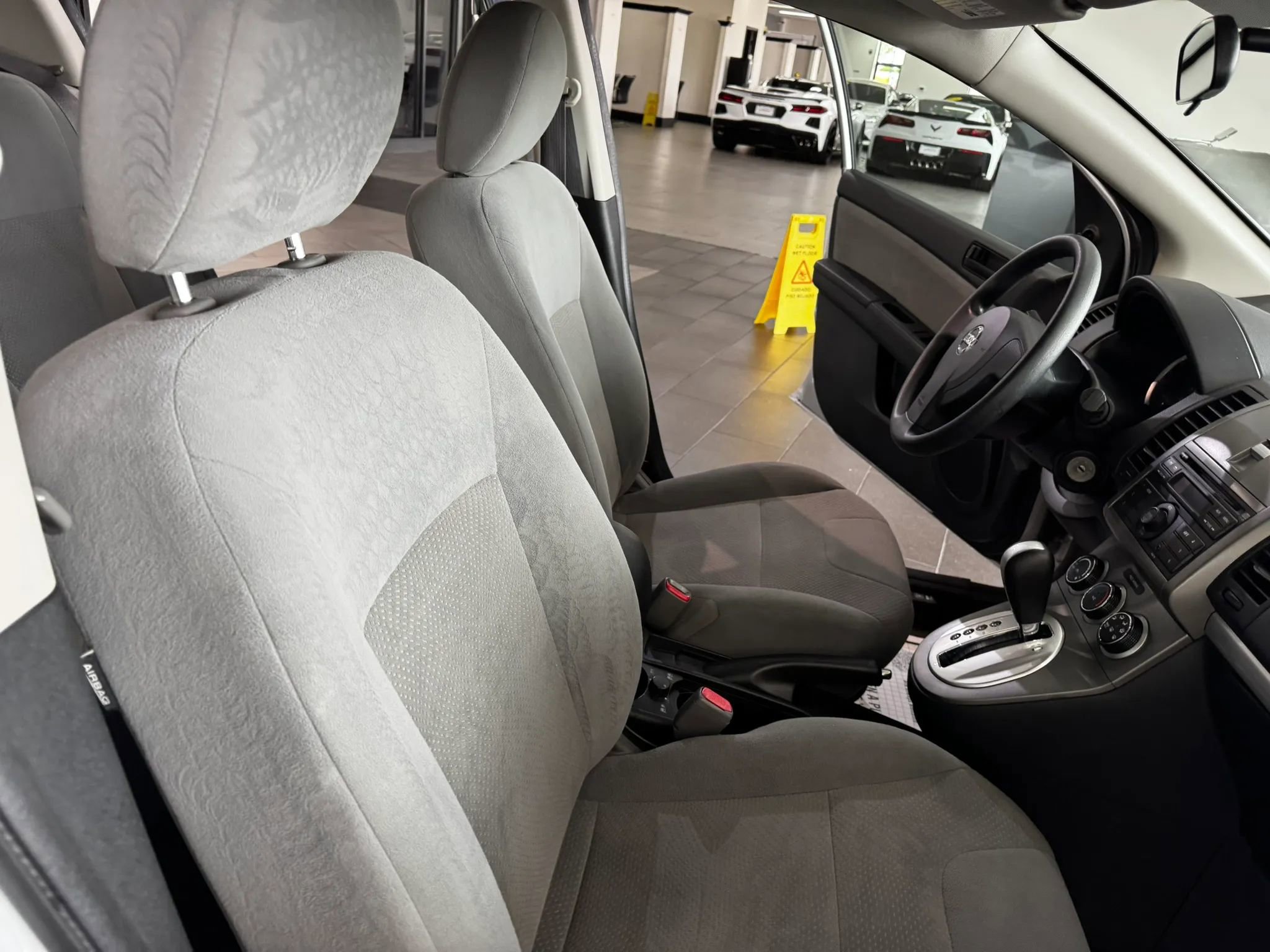 Used 2012 Nissan Sentra 2.0 FWD image 12
