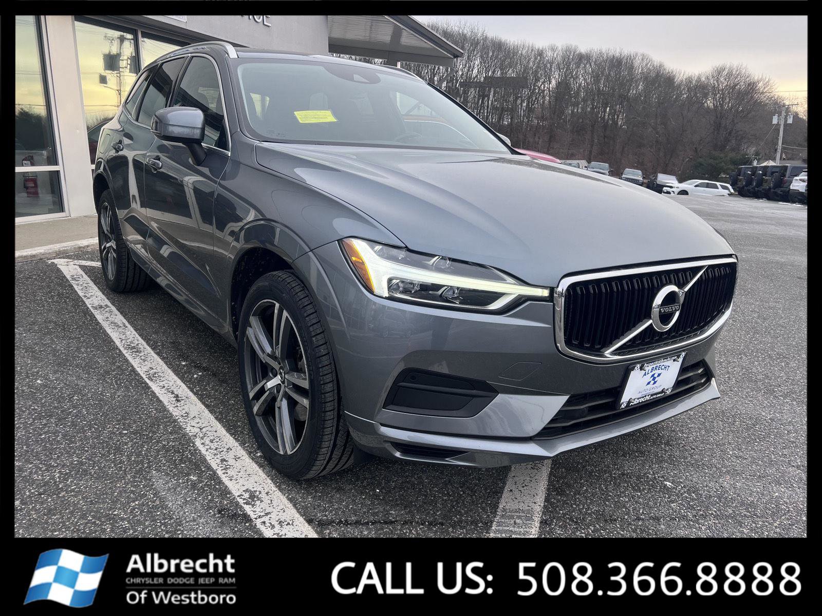 Used 2020 Volvo XC60 T6 Momentum w/ Protection Package image 7