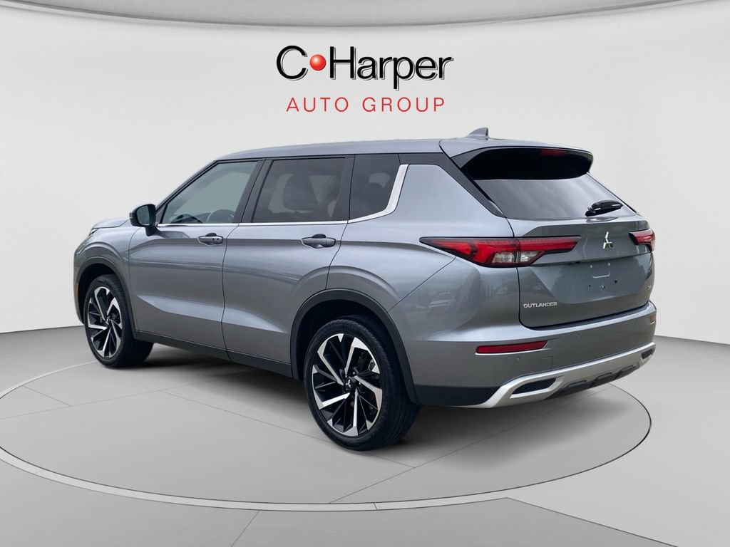Used 2024 Mitsubishi Outlander SE AWD/4WD image 5