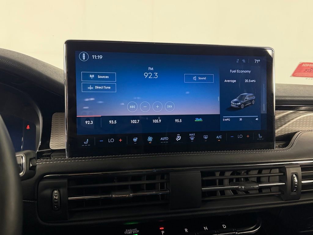 Used 2024 Lincoln Corsair Reserve w/ Equipment Group 201A AWD/4WD image 18
