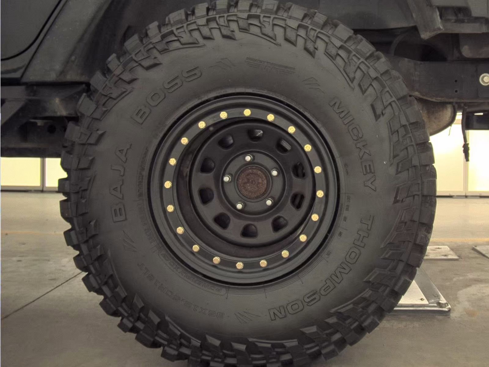 Used 2014 Jeep Wrangler Unlimited Sport w/ Max Tow Package image 12