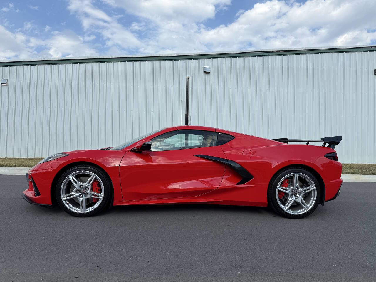 Used 2023 Chevrolet Corvette Stingray Premium Cpe w/ Z51 Performance Package image 11