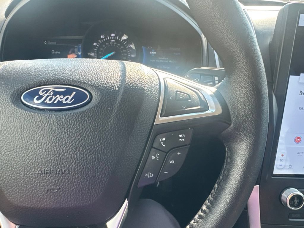 Certified 2024 Ford Edge SEL w/ Convenience Package AWD/4WD image 16