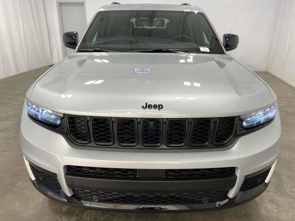 New 2025 Jeep Grand Cherokee L Limited w/ Luxury Tech Group II image 6