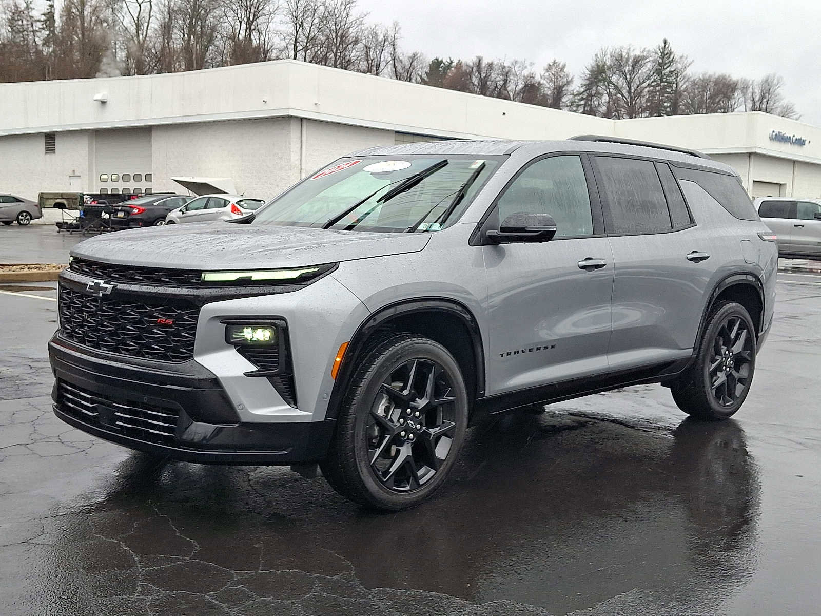 Used 2024 Chevrolet Traverse RS w/ LPO, Floor Liner Package image 3