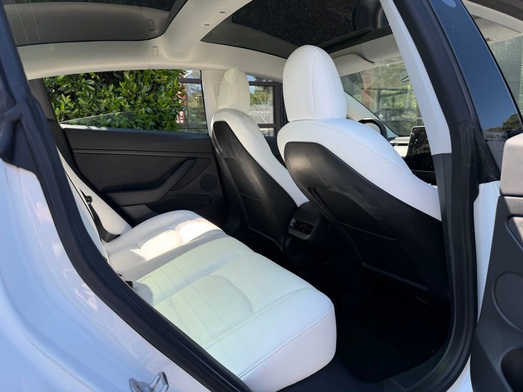 Used 2021 Tesla Model 3 Standard Range Plus RWD image 35