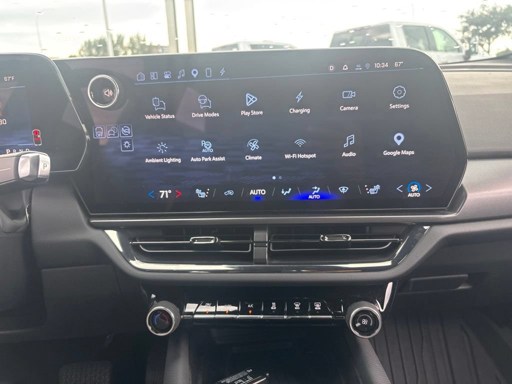Used 2024 Chevrolet Equinox EV RS FWD image 17