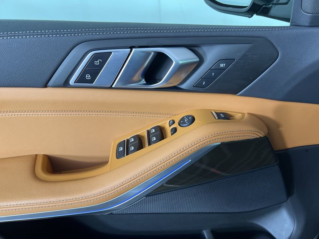 Certified 2022 BMW X5 xDrive40i w/ Premium Package image 14