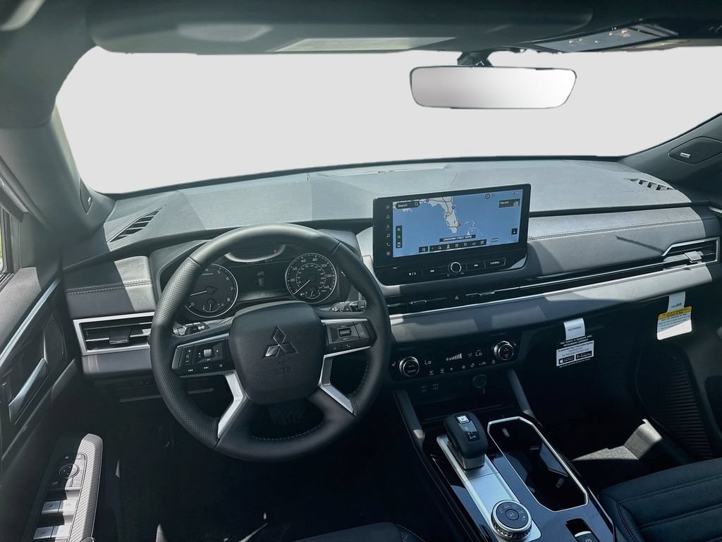New 2026 Mitsubishi Outlander LE FWD image 23