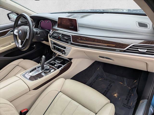 Used 2019 BMW 750i xDrive w/ Executive Package image 26