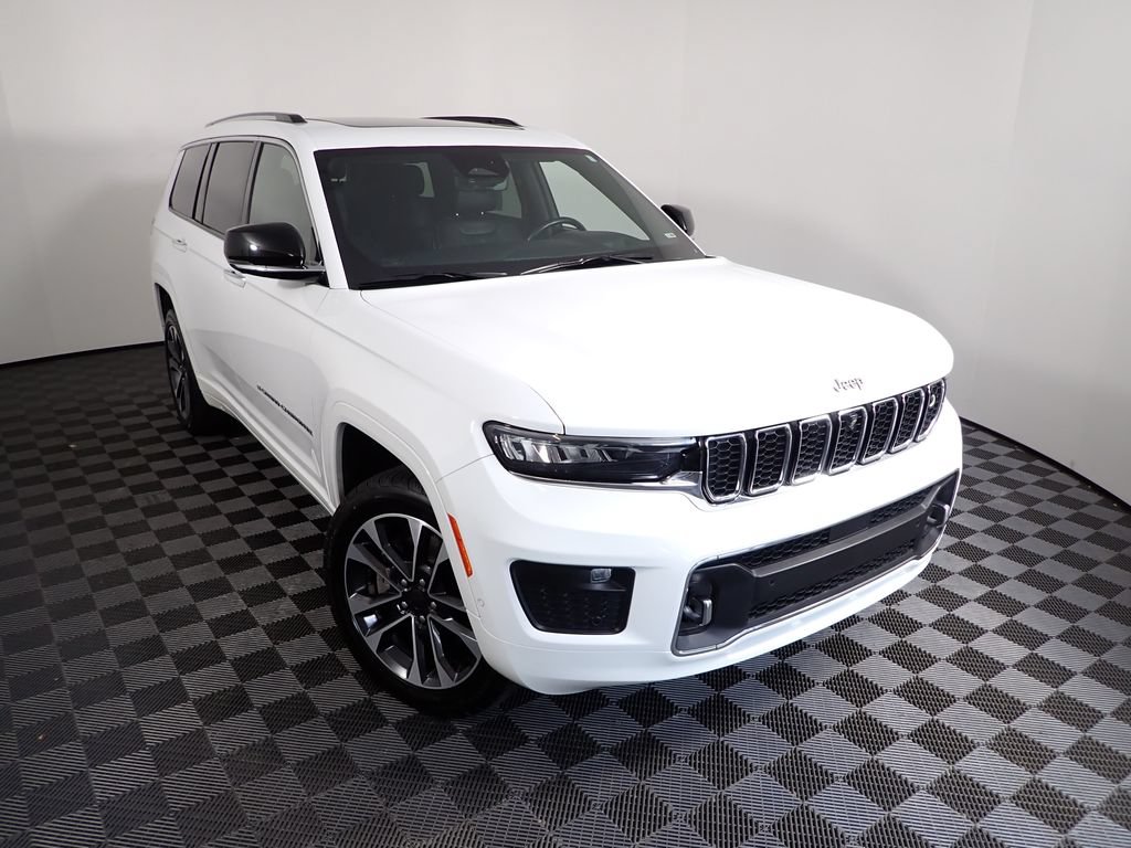 Used 2021 Jeep Grand Cherokee L Overland w/ Advanced Protech Group III AWD/4WD image 11